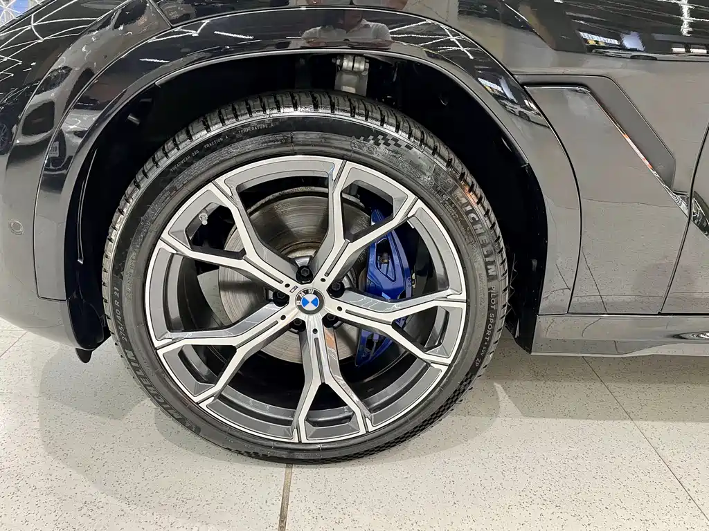 BMW X6 2022 xDrive40i M Sport