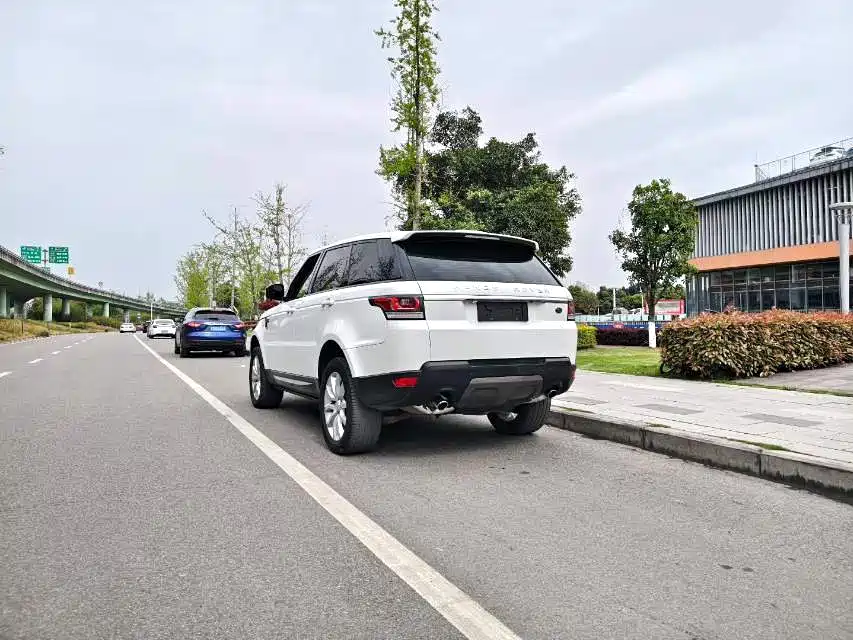Land Rover Sport — миниатюра 4