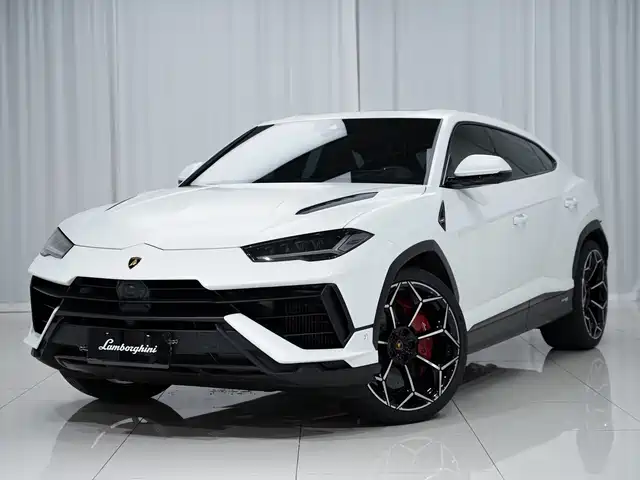 LAMBORGHINI URUS 2024