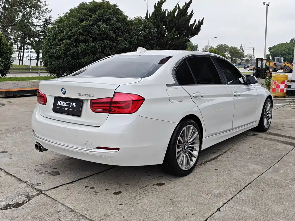 BMW 3 Series — миниатюра 5