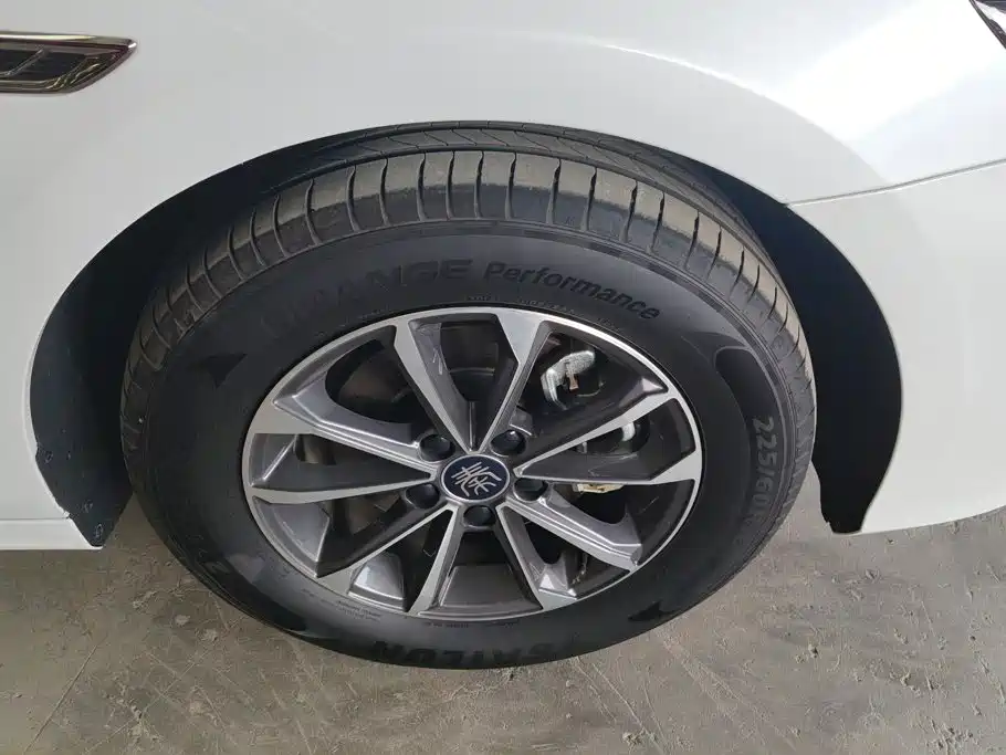 BYD Qin PLUS — миниатюра 6