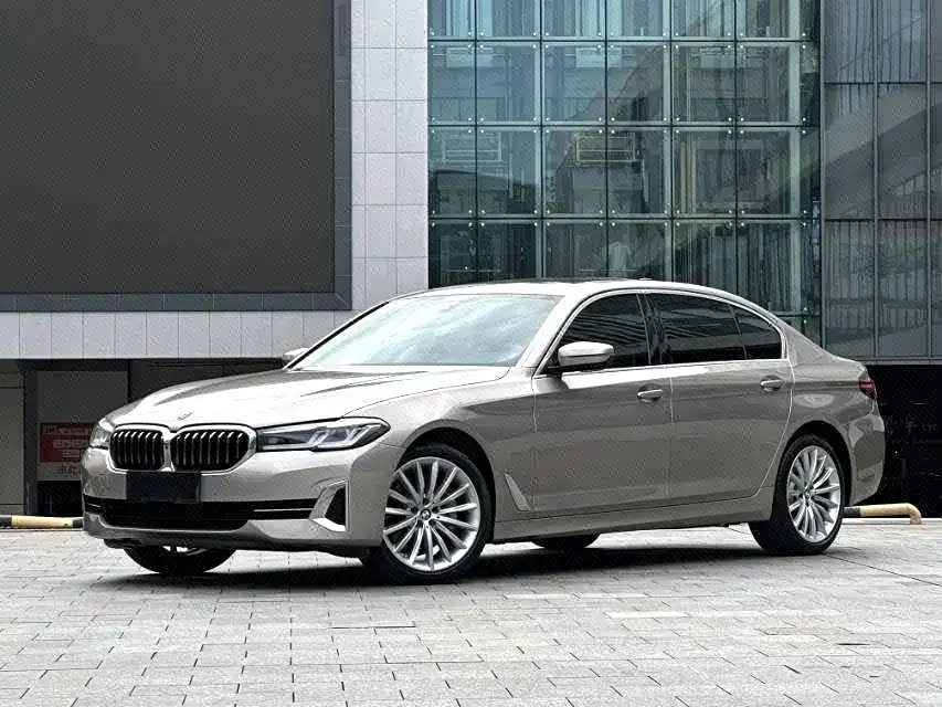宝马5系 2022款 530Li 尊享型 豪华套装 2021