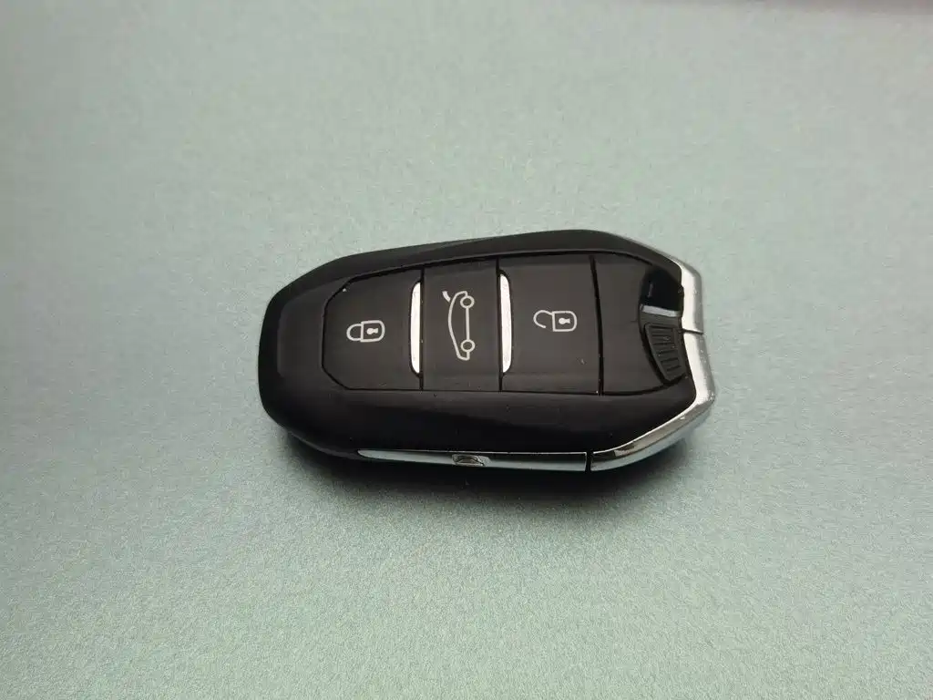 Peugeot 508 — миниатюра 19
