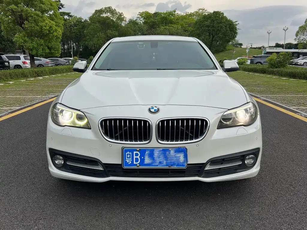 Купить BMW 5 Series