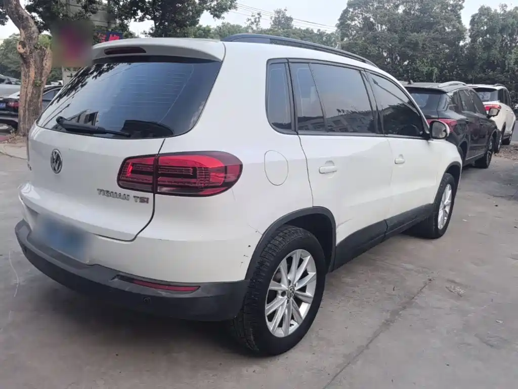 Volkswagen Tiguan — миниатюра 7