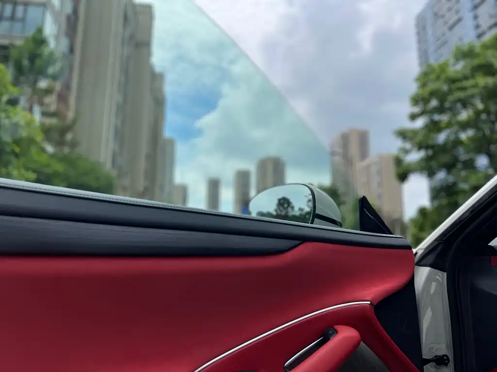 XIAOMI CAR XIAOMI SU7