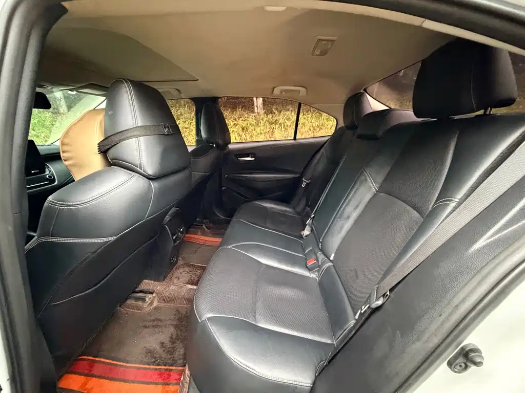 Toyota Corolla — миниатюра 11
