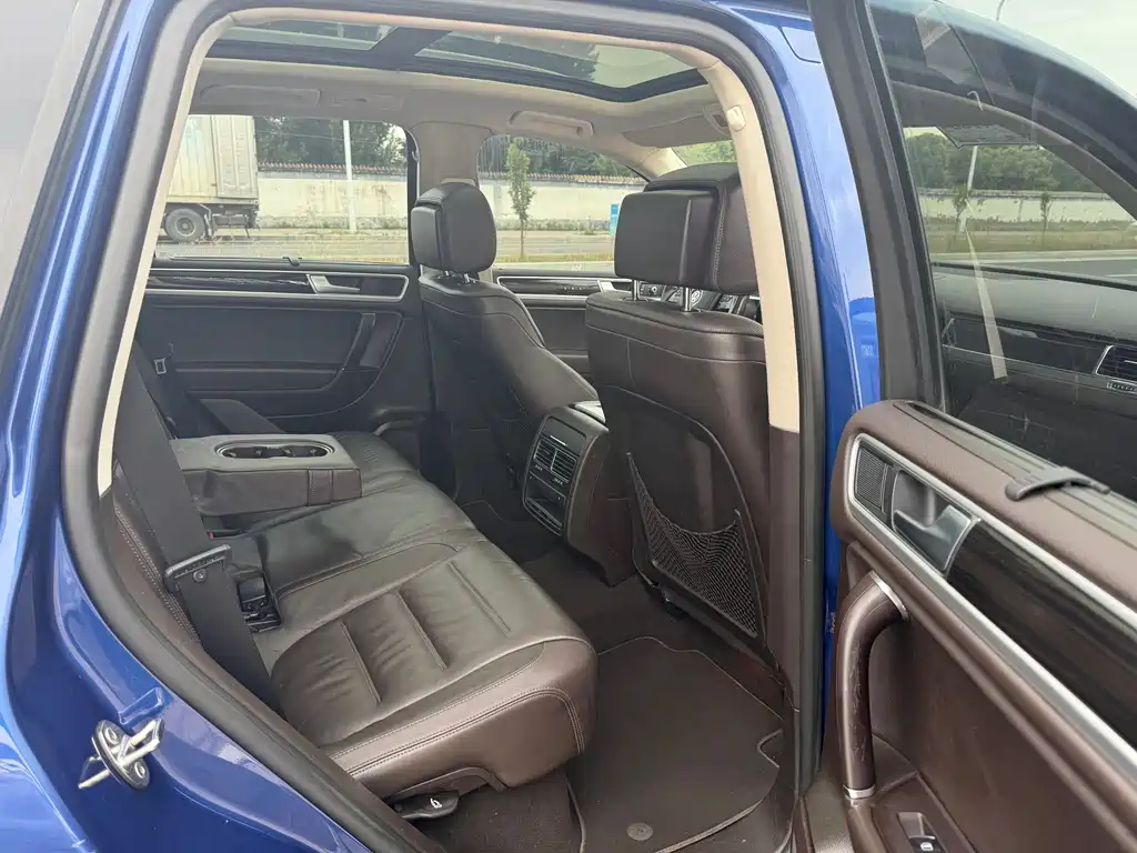 Volkswagen Touareg 2016 3.0TSI