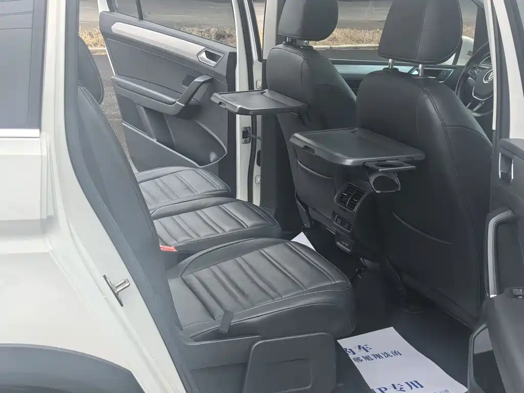 Volkswagen Touran — миниатюра 17