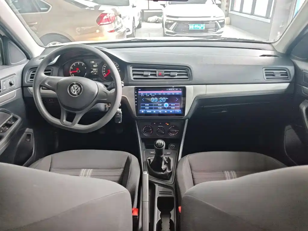 Volkswagen Lavida — миниатюра 10