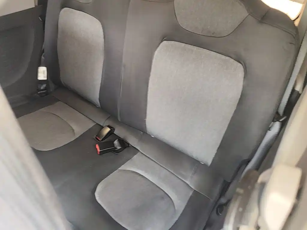 Wuling MINIEV — миниатюра 17
