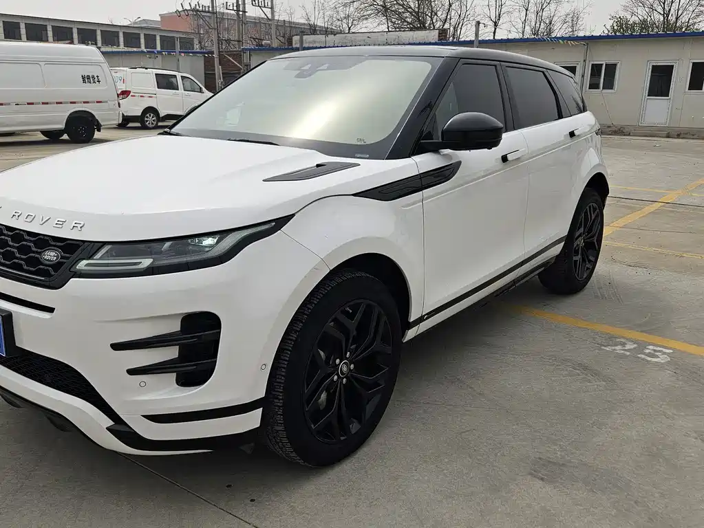 Land Rover Evoque 2021