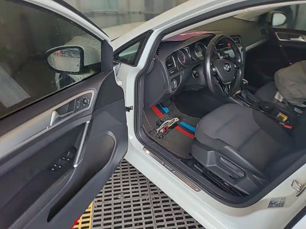 Volkswagen Golf — миниатюра 16