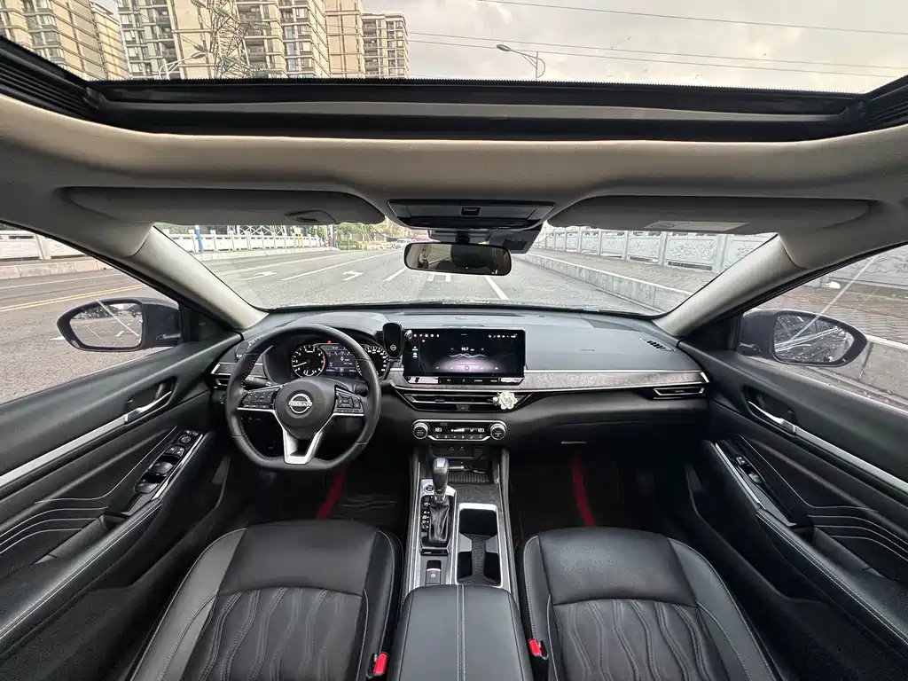 Nissan Teana — миниатюра 5