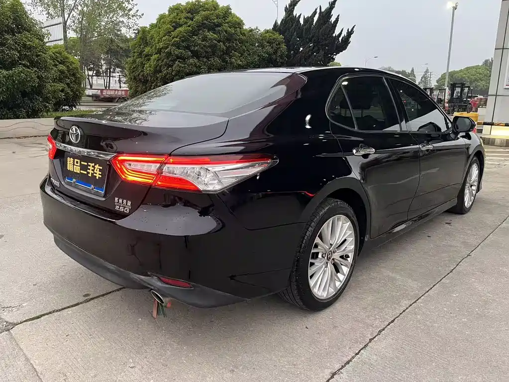 Toyota Camry 2019 2.5G Luxury V