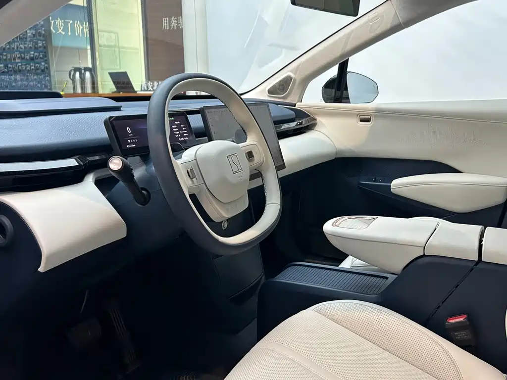 Zeekr X 2025 мест