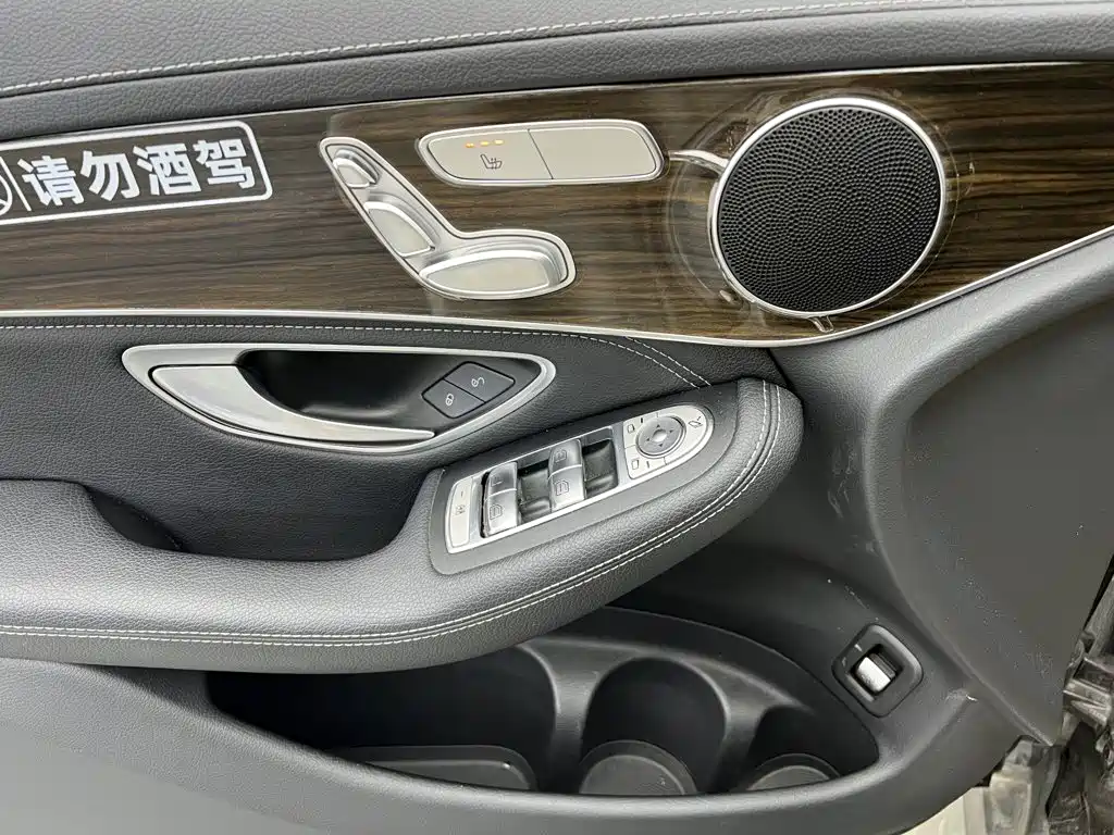 Mercedes-Benz GLC — миниатюра 16