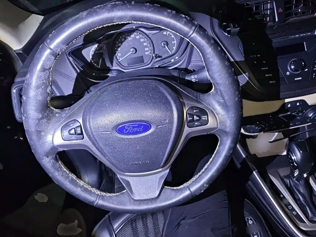 Ford Escort — миниатюра 3