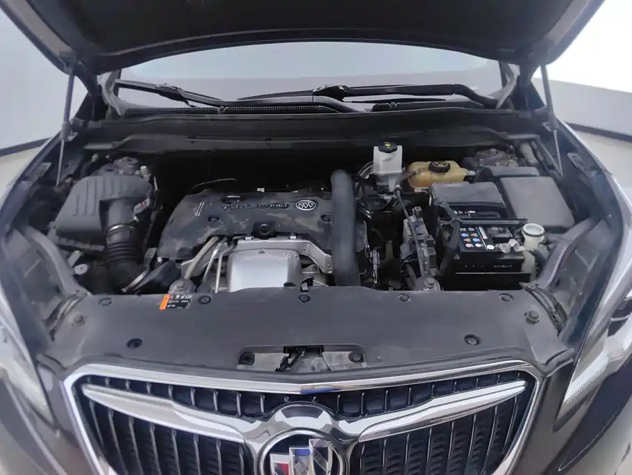 Buick Envision Plus — миниатюра 10