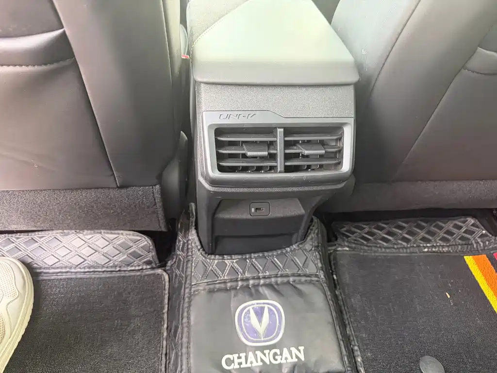 Changan UNI-V — миниатюра 11