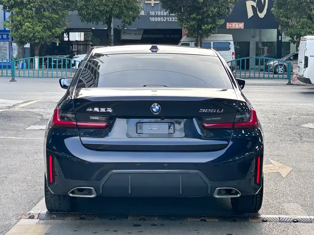 BMW 3 Series — миниатюра 8