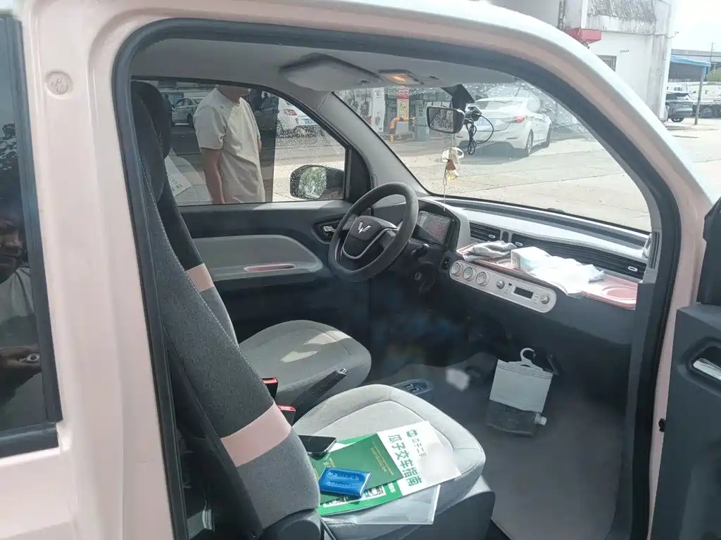 Wuling MINIEV — миниатюра 17