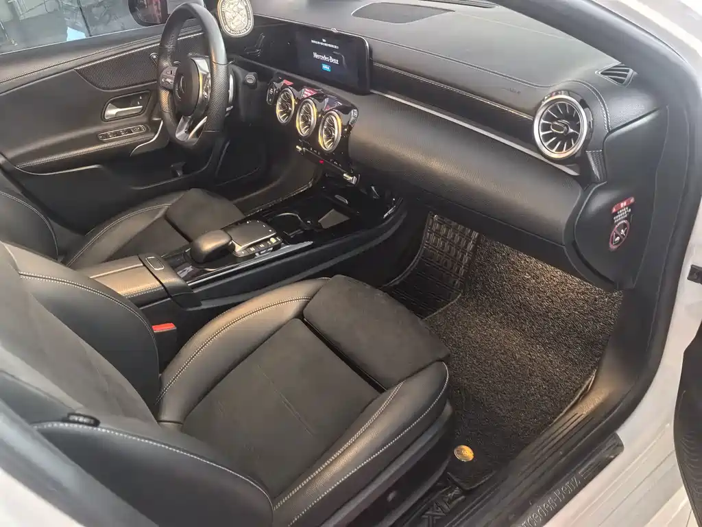 Mercedes-Benz A-Class — миниатюра 19