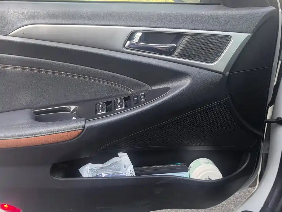 Changan Eado — миниатюра 7