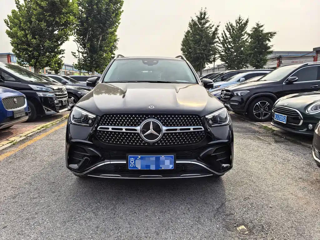 Mercedes-Benz GLE (Import) — миниатюра 2