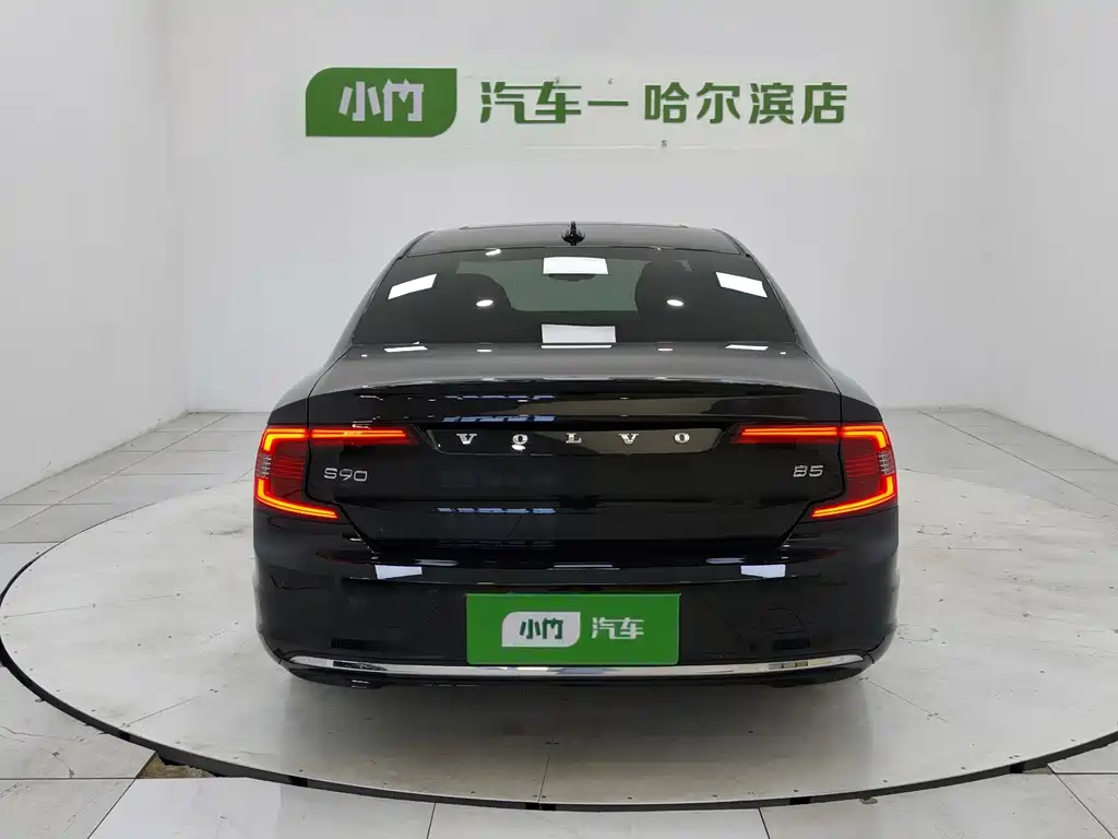 Volvo S90 — миниатюра 6