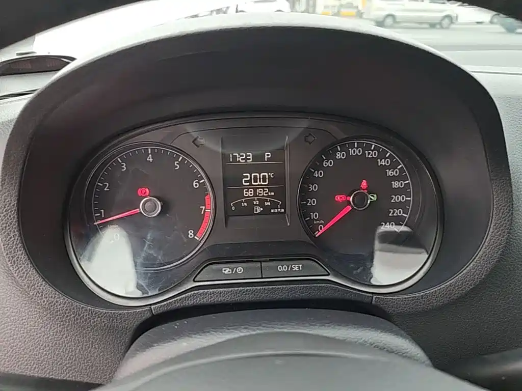 Volkswagen Polo — миниатюра 12