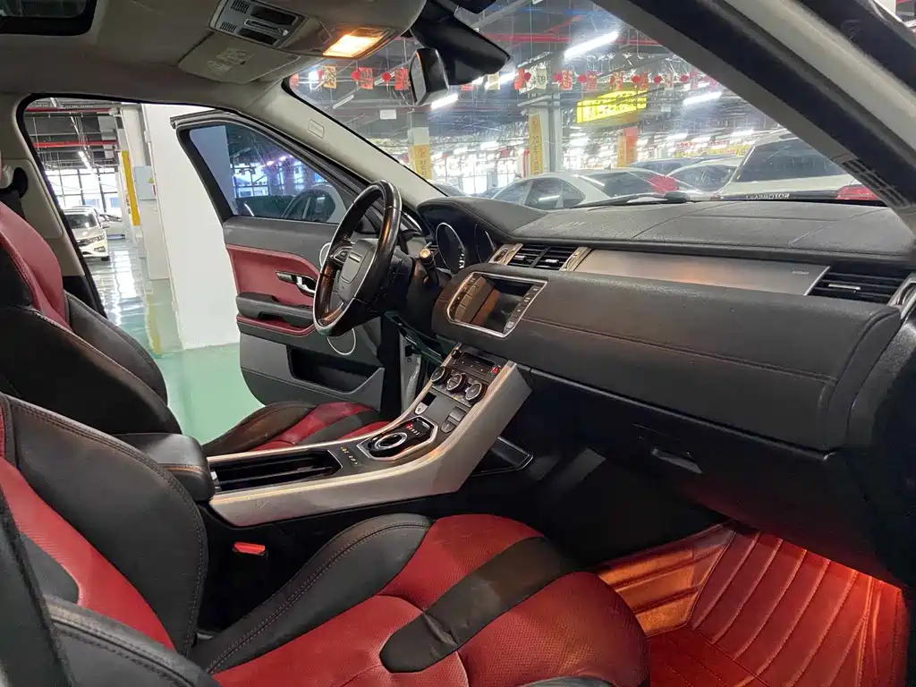 Land Rover Evoque (Import) — миниатюра 8