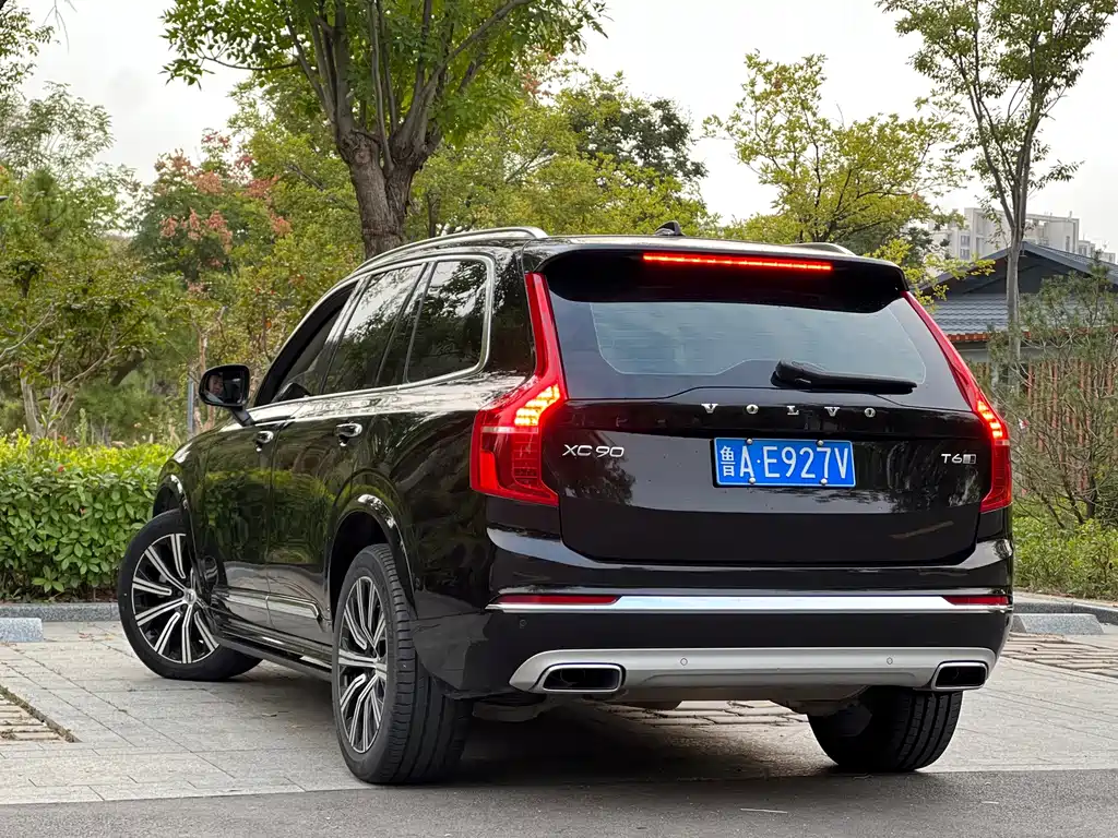 Volvo XC90 — миниатюра 7