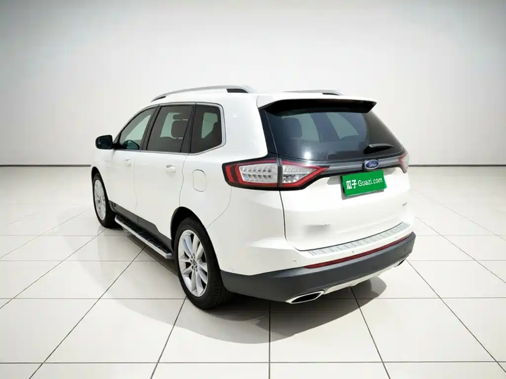 Ford Edge — миниатюра 4