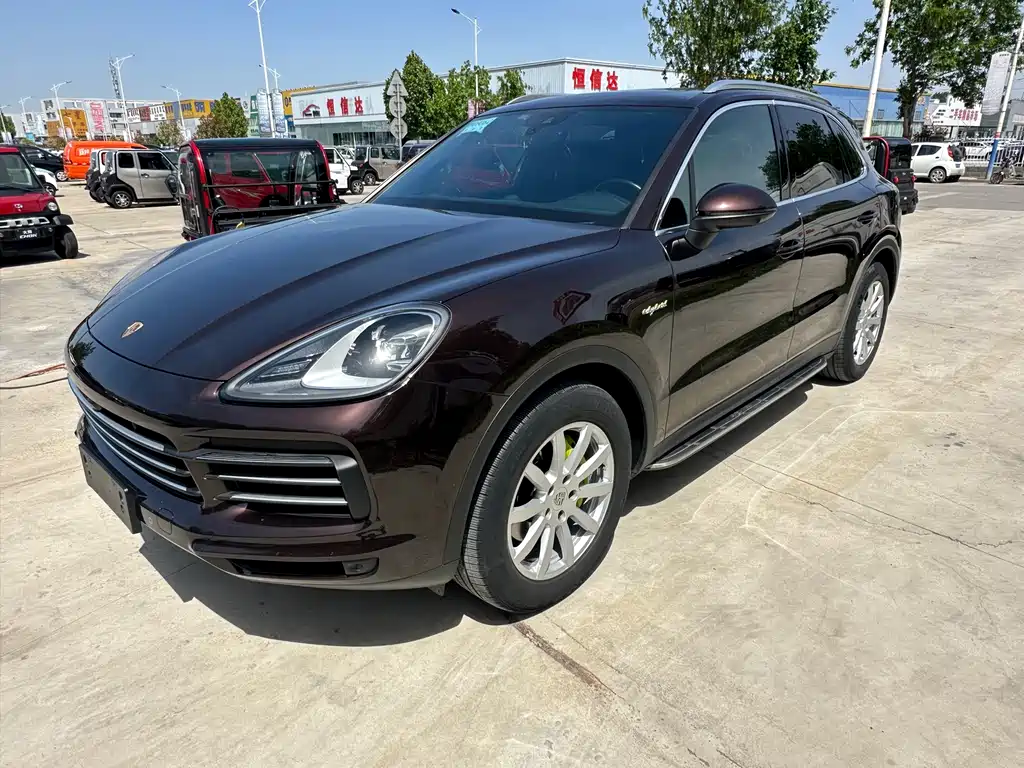 Porsche Cayenne Hybrid 2019