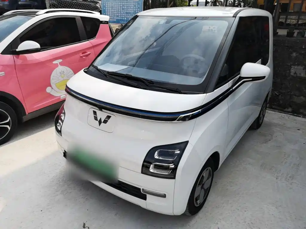 Wuling Air ev Clear Sky 2023 4-seat - Advanced Edition