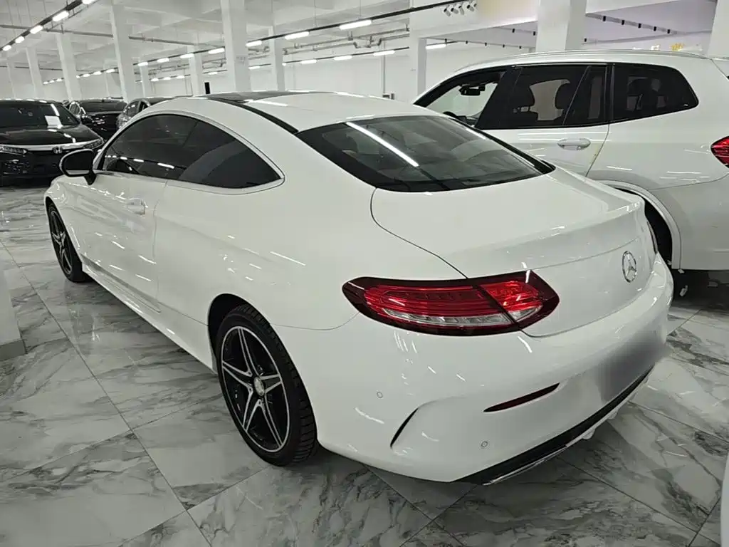 Mercedes-Benz C-Class (Import) — миниатюра 5