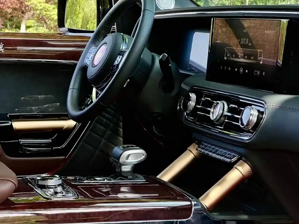 Hongqi Hongqi Golden Sunflower Guoyao — миниатюра 6