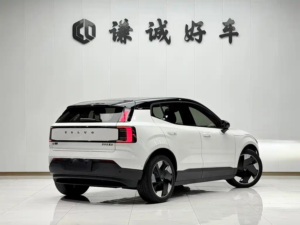 Volvo EX30 — миниатюра 7