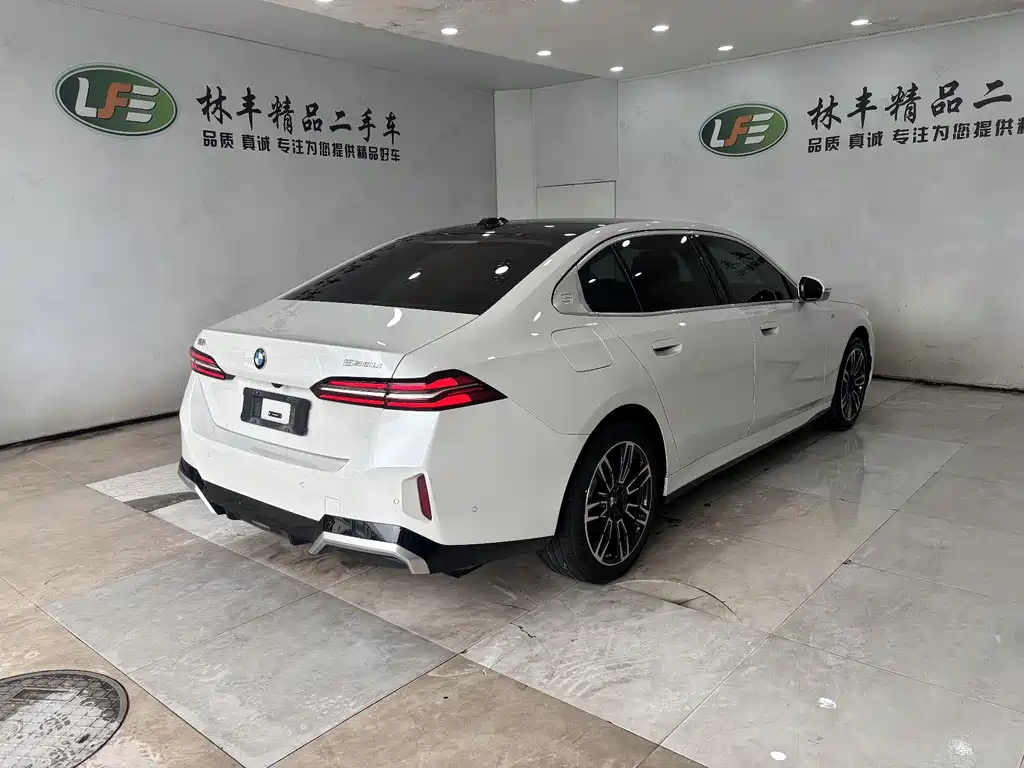 BMW 5 Series 5 2024 525Li M Sport
