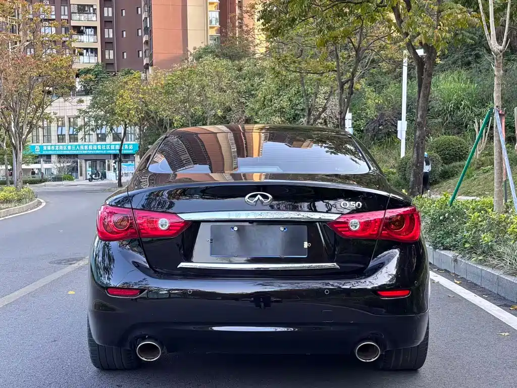 INFINITI Q50