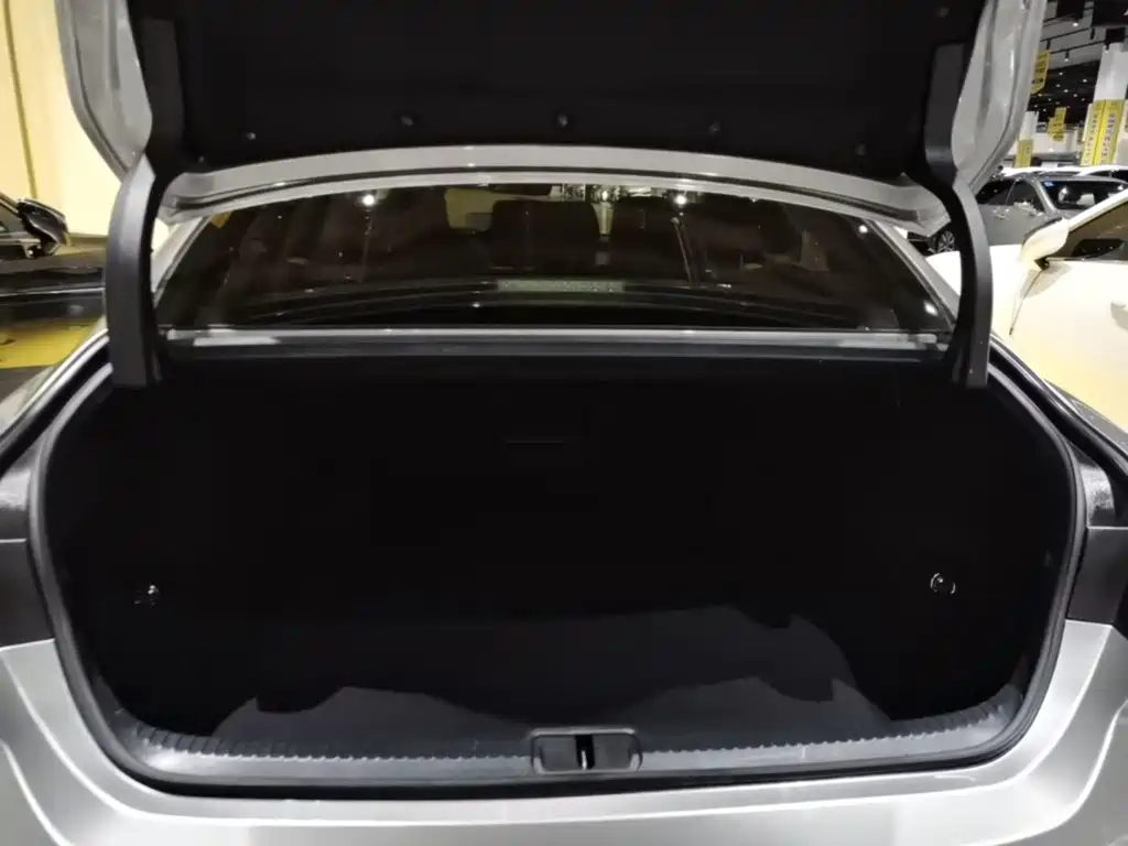 Lexus ES — миниатюра 19