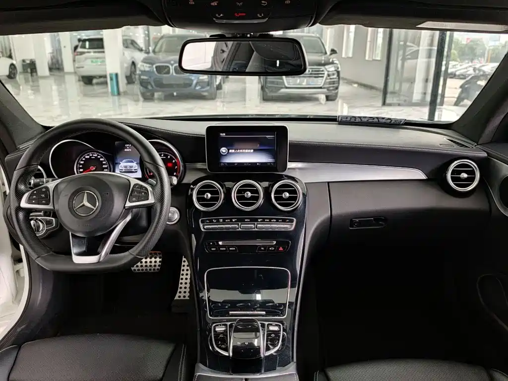 Mercedes-Benz C-Class (Import) — миниатюра 10