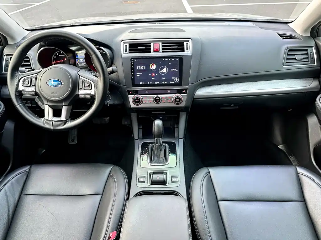 Subaru Outback 2015 2.5i Luxury Navigation Edition