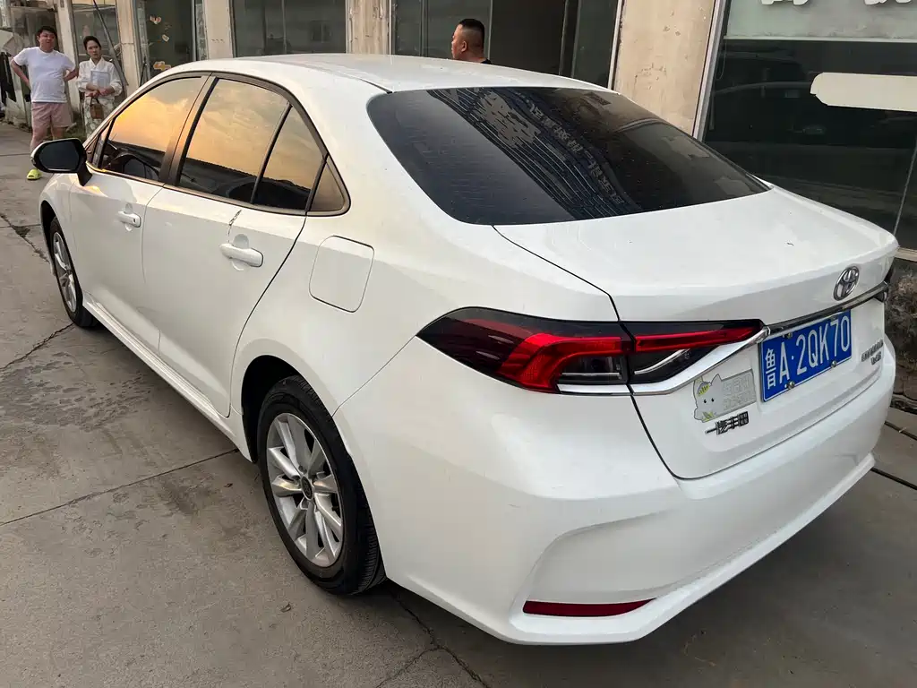 Toyota Corolla — миниатюра 5