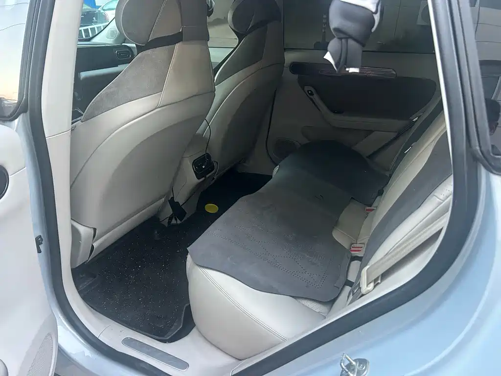 Leapmotor Leapmotor C11 — миниатюра 3