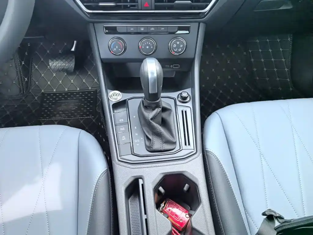 Volkswagen Lavida — миниатюра 14