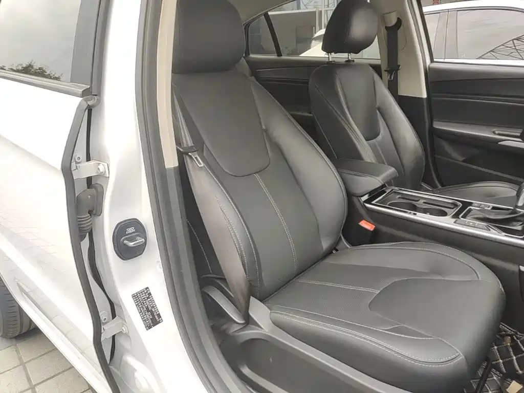 Chery Arrizo 5 — миниатюра 25