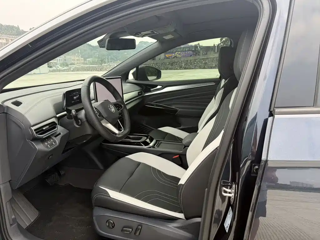 Volkswagen ID.4 Crozz — миниатюра 5