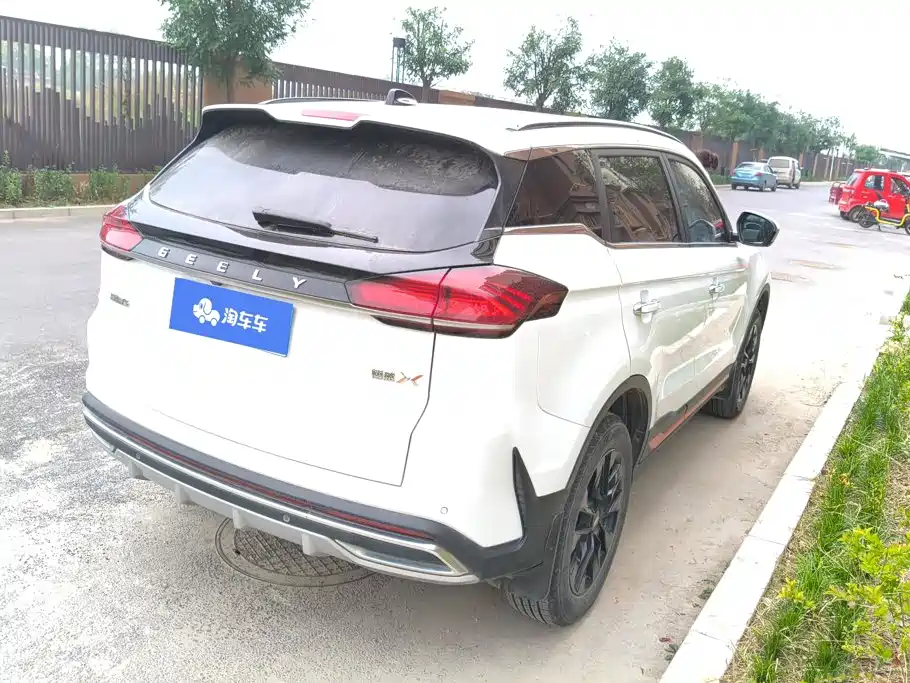 Geely Boyue — миниатюра 3